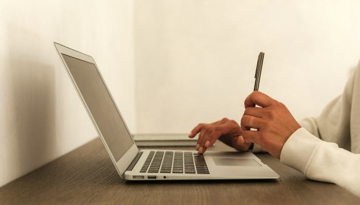 communication entreprise attirer clients